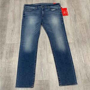True Religion Men’s size 40 “Rocco” Relaxed Skinny Jeans.
